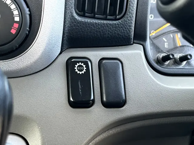 三菱 キャンター TPG-FBA20(2WD)の写真24