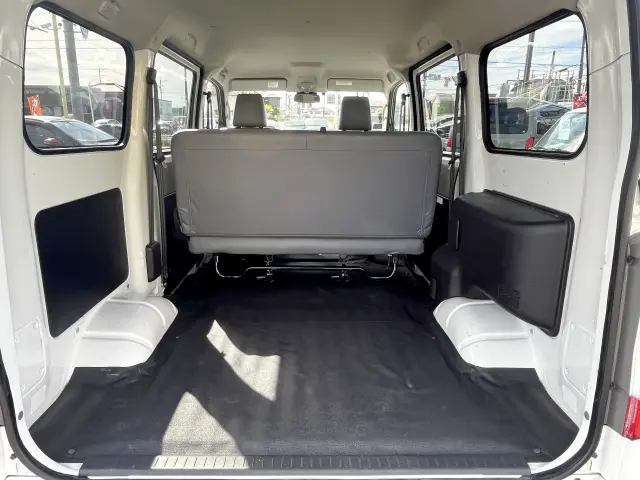 トヨタ タウンエースバン 5BF-S413M(4WD)の写真9