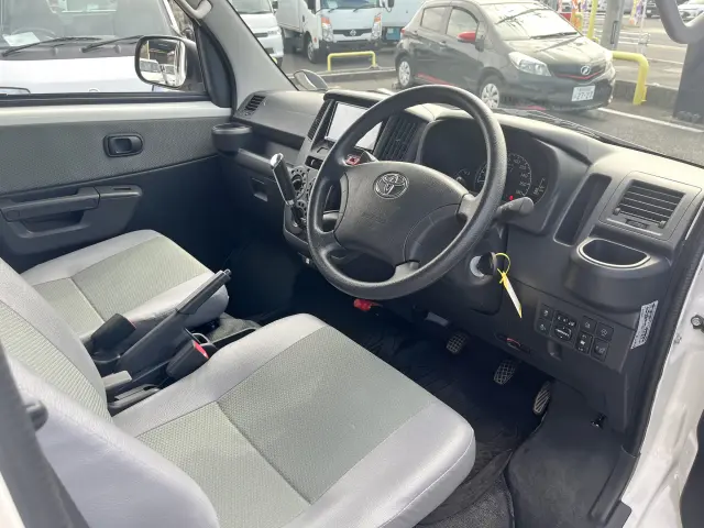 トヨタ タウンエースバン 5BF-S413M(4WD)の写真15