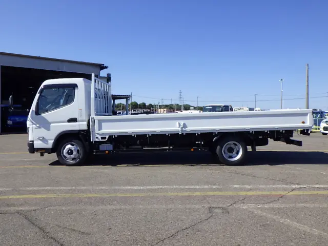三菱 キャンター 2RG-FEB50(2WD)の写真4