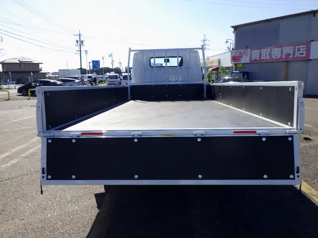 三菱 キャンター 2RG-FEB50(2WD)の写真7