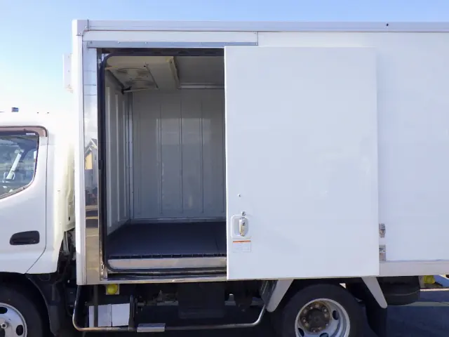 トヨタ ダイナ TKG-XZU675(4WD)の写真15