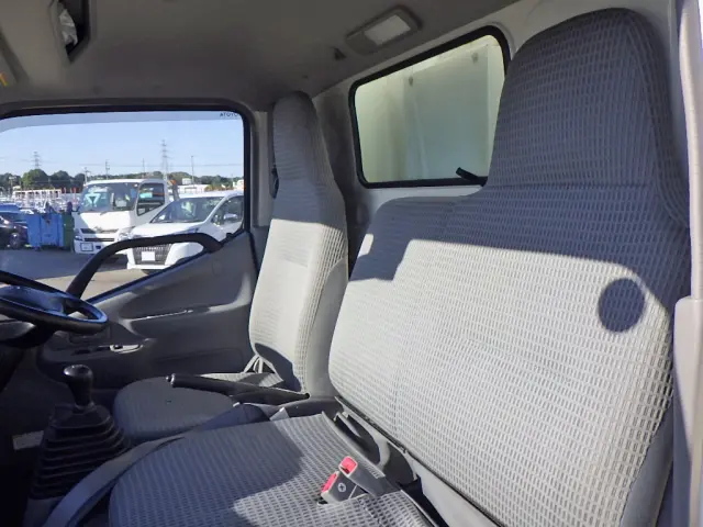 トヨタ ダイナ TKG-XZU675(4WD)の写真18