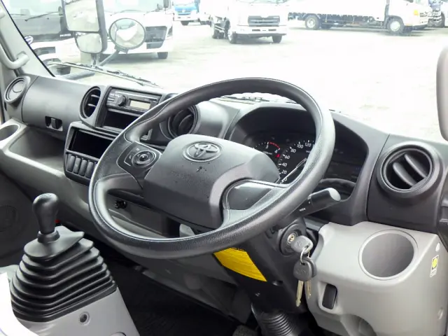 トヨタ ダイナ 2PG-XZU655(2WD)の写真40