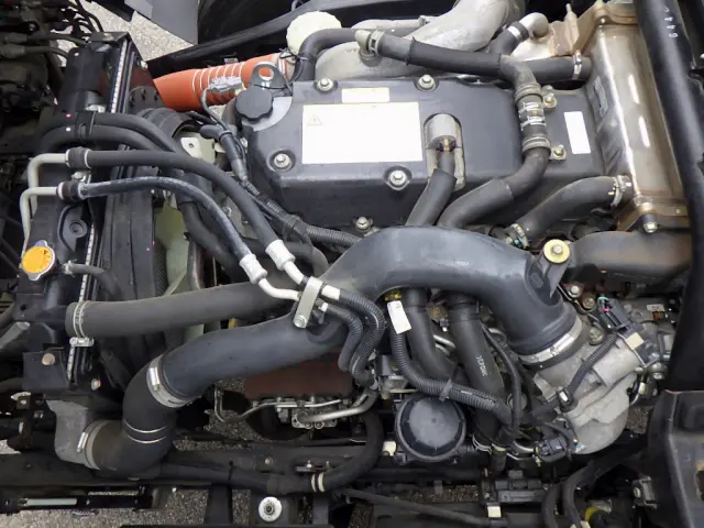 いすゞ フォワード 2RG-FRR90S2(2WD)の写真22