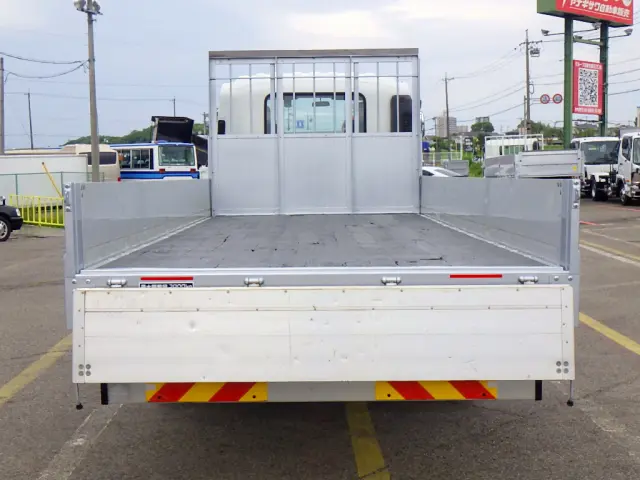 いすゞ フォワード 2RG-FRR90S2(2WD)の写真27