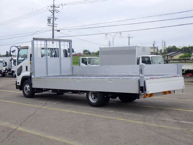 いすゞ フォワード 2RG-FRR90S2(2WD)の写真29