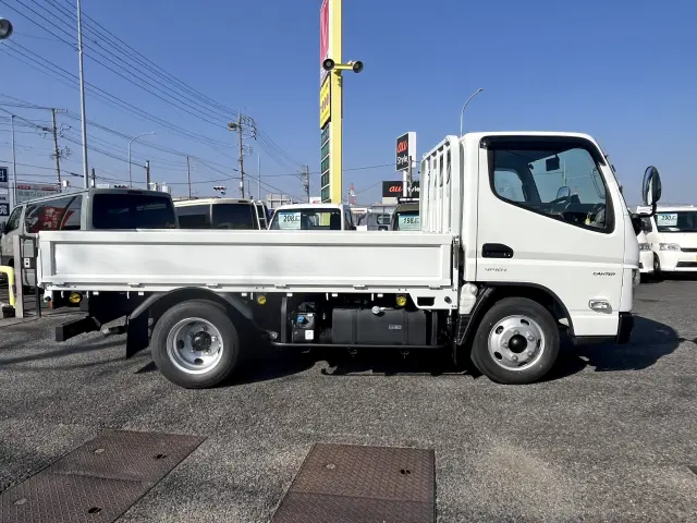 三菱 キャンター 2RG-FBAV(2WD)の写真4
