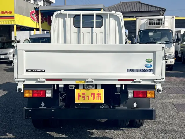 三菱 キャンター 2RG-FBAV(2WD)の写真5