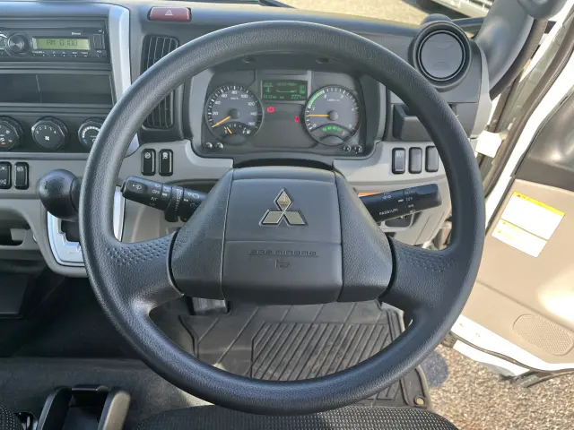 三菱 キャンター 2RG-FBAV(2WD)の写真16