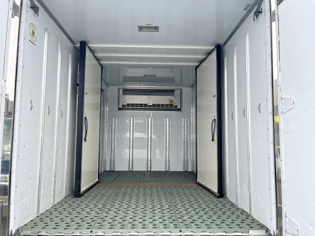 日野 デュトロ 2RG-XZC605M(2WD)の写真8