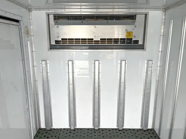 日野 デュトロ 2RG-XZC605M(2WD)の写真9