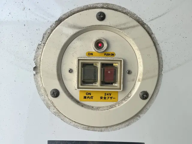 日野 デュトロ 2RG-XZC605M(2WD)の写真17