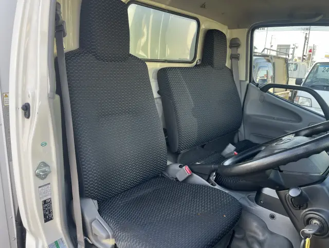 日野 デュトロ 2RG-XZC605M(2WD)の写真20