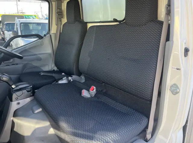 日野 デュトロ 2RG-XZC605M(2WD)の写真21