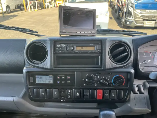 日野 デュトロ 2RG-XZC605M(2WD)の写真24