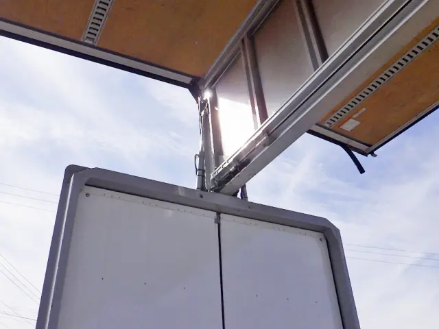 いすゞ フォワード 2RG-FRR90T2(2WD)の写真10