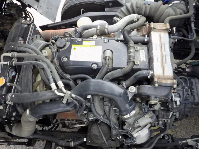 いすゞ フォワード 2RG-FRR90T2(2WD)の写真35