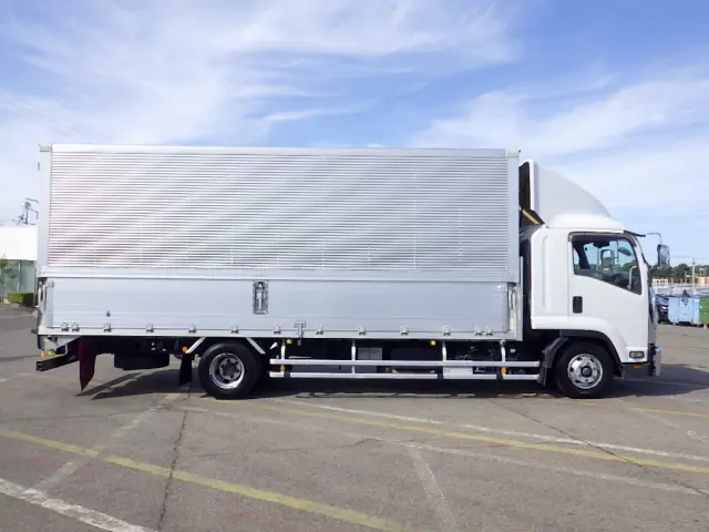 いすゞ フォワード 2RG-FRR90T2(2WD)の写真39