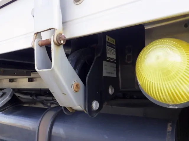 いすゞ フォワード 2RG-FRR90T2(2WD)の写真46