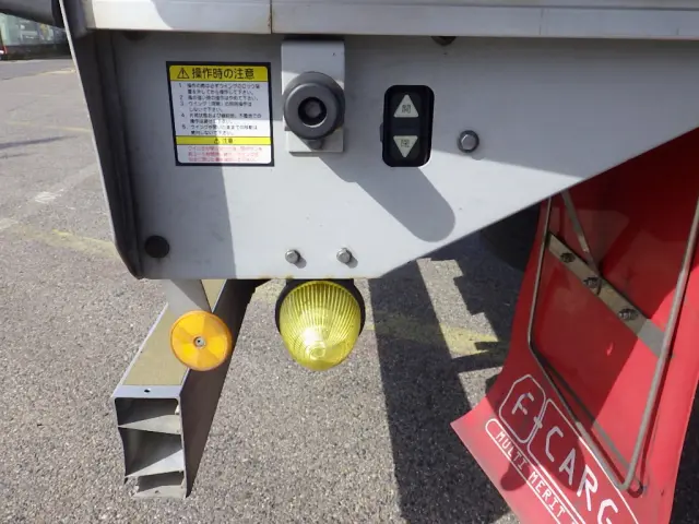 いすゞ フォワード 2RG-FRR90T2(2WD)の写真47