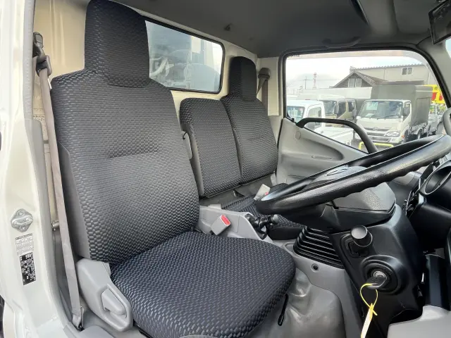 日野 デュトロ 2RG-XZU640M(2WD)の写真16