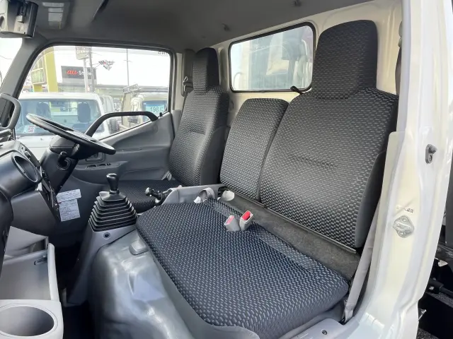 日野 デュトロ 2RG-XZU640M(2WD)の写真17