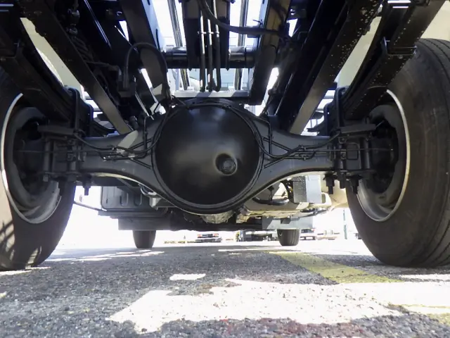 いすゞ フォワード 2RG-FRR90S2(2WD)の写真23