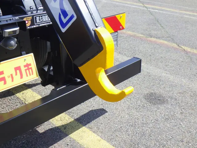 いすゞ フォワード 2RG-FRR90S2(2WD)の写真39