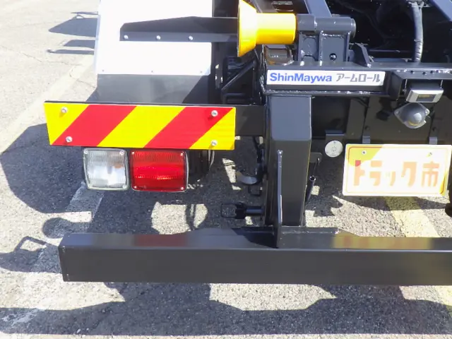 いすゞ フォワード 2RG-FRR90S2(2WD)の写真42