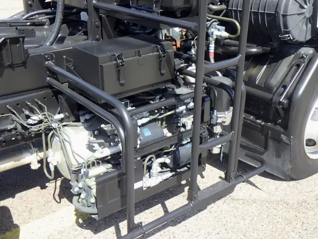 いすゞ フォワード 2RG-FRR90S2(2WD)の写真44