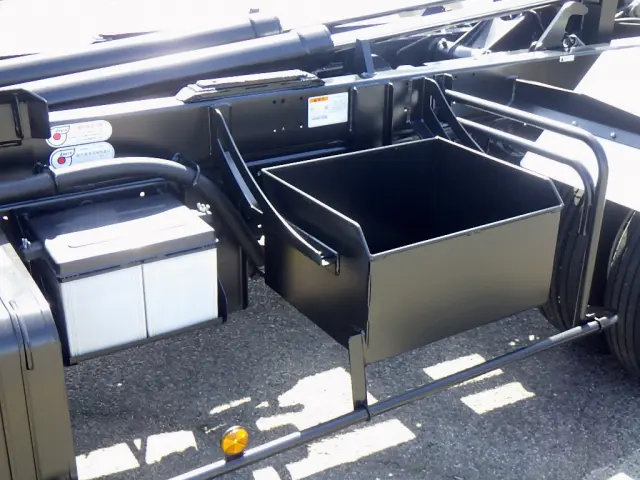 いすゞ フォワード 2RG-FRR90S2(2WD)の写真46