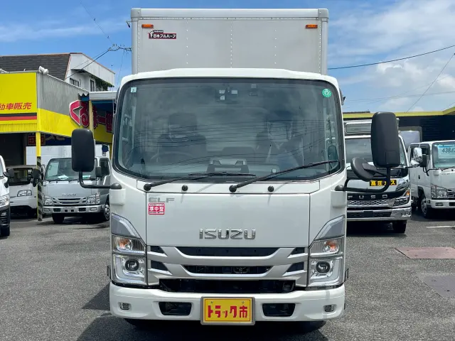 いすゞ エルフ 2RG-NMR88AN(2WD)の写真2