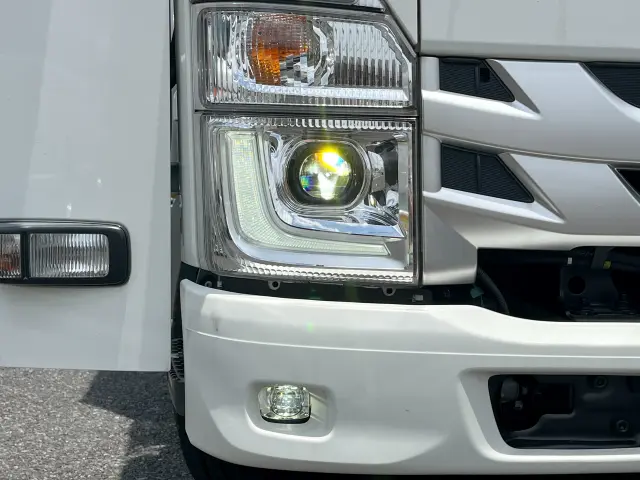 いすゞ エルフ 2RG-NMR88AN(2WD)の写真38