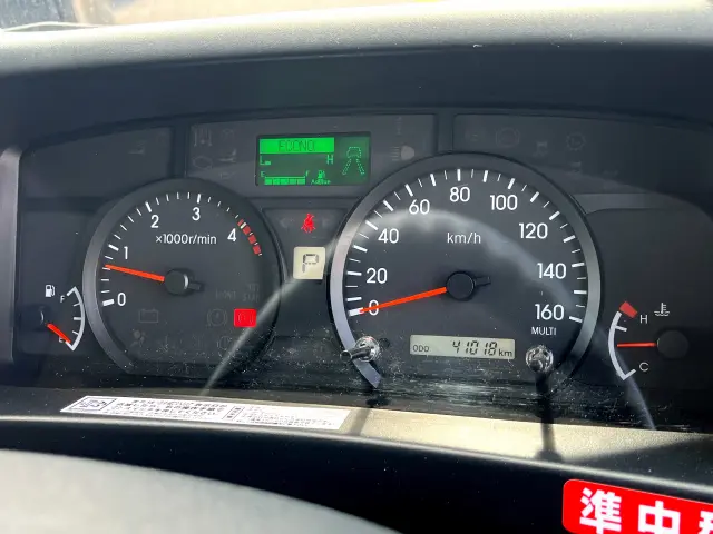 いすゞ エルフ 2RG-NMR88AN(2WD)の写真40