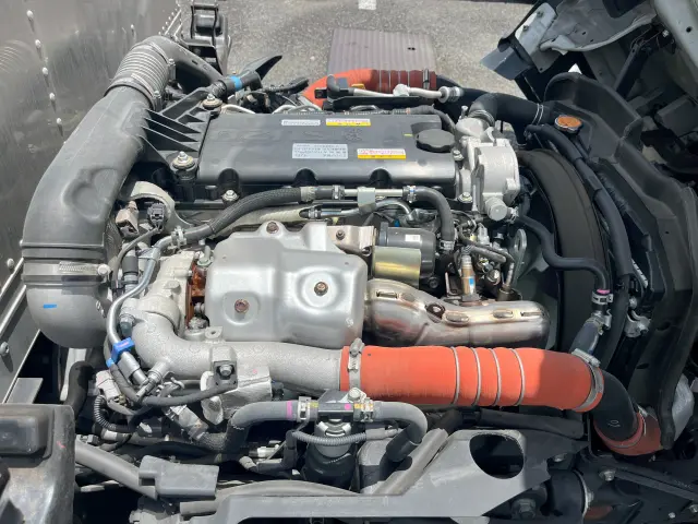 いすゞ エルフ 2RG-NMR88AN(2WD)の写真42