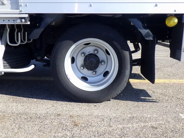 いすゞ エルフ 2RG-NMR88AN(2WD)の写真41