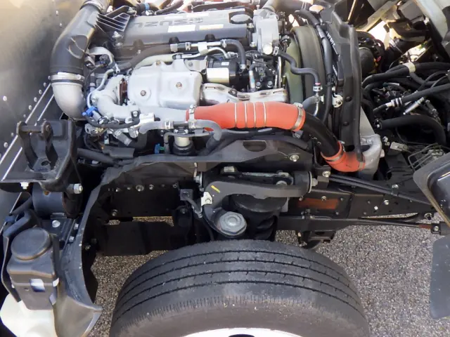 いすゞ エルフ 2RG-NMR88AN(2WD)の写真44