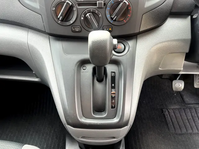 日産 バネットバン DBF-VM20の写真20