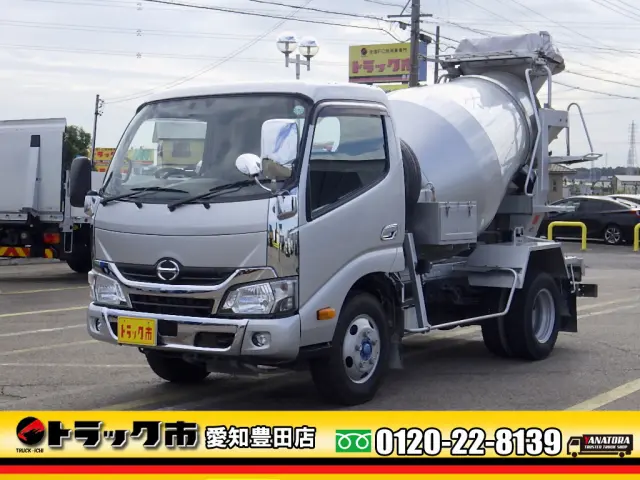 日野 デュトロ TKG-XZU600E(2WD)の写真1