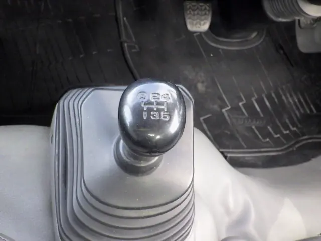 日野 デュトロ TKG-XZU600E(2WD)の写真26