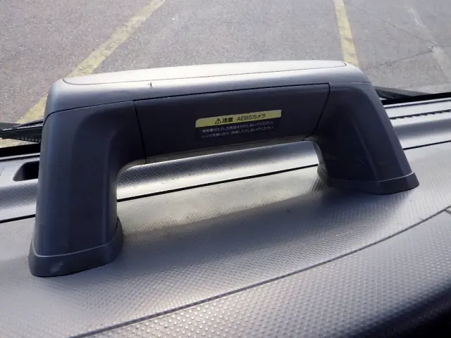 いすゞ エルフ 2RG-NLR88AR(2WD)の写真17