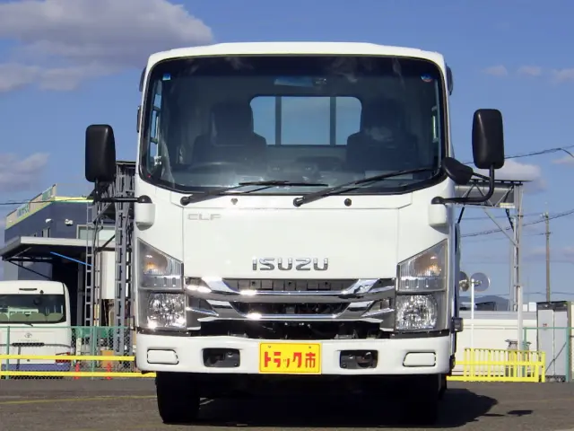 いすゞ エルフ 2RG-NLR88AR(2WD)の写真35