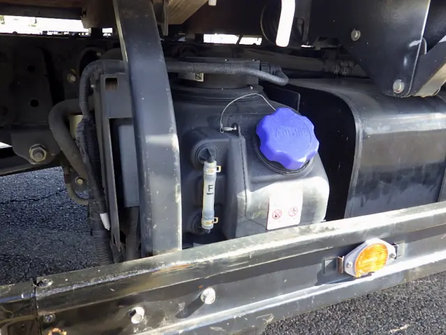 いすゞ エルフ 2RG-NLR88AR(2WD)の写真47