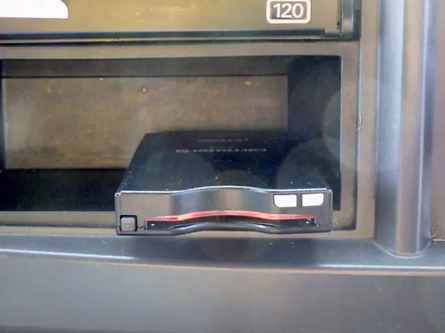 いすゞ フォワード PKG-FRR90S1(2WD)の写真19