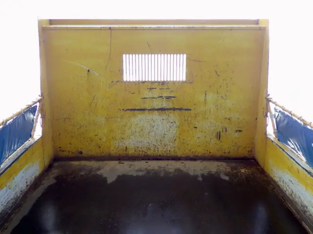 いすゞ フォワード PKG-FRR90S1(2WD)の写真38