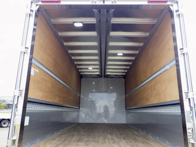 いすゞ フォワード 2RG-FRR90T4(2WD)の写真13