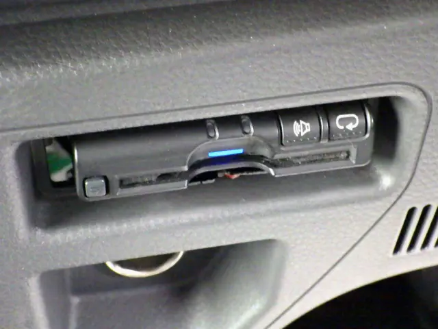 いすゞ フォワード 2RG-FRR90T4(2WD)の写真25