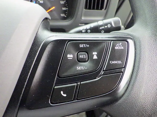 いすゞ フォワード 2RG-FRR90T4(2WD)の写真30