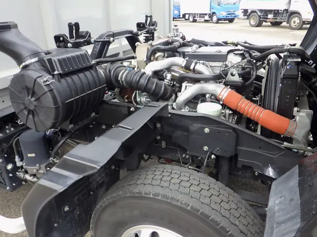 いすゞ フォワード 2RG-FRR90T4(2WD)の写真41